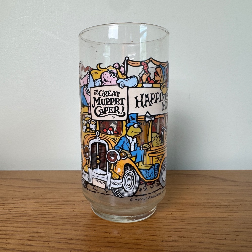 Vintage 1981 McDonalds The Great Muppet Caper Happiness Hotel Glass Tumbler